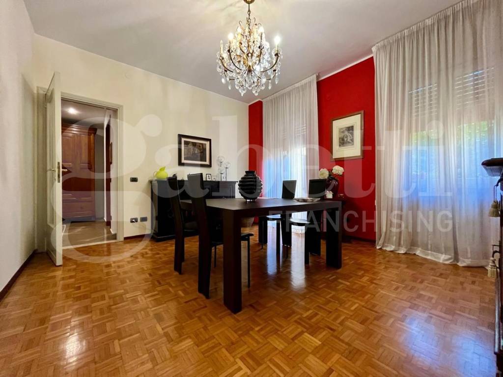 appartamento in vendita a Piacenza in zona Centro Storico