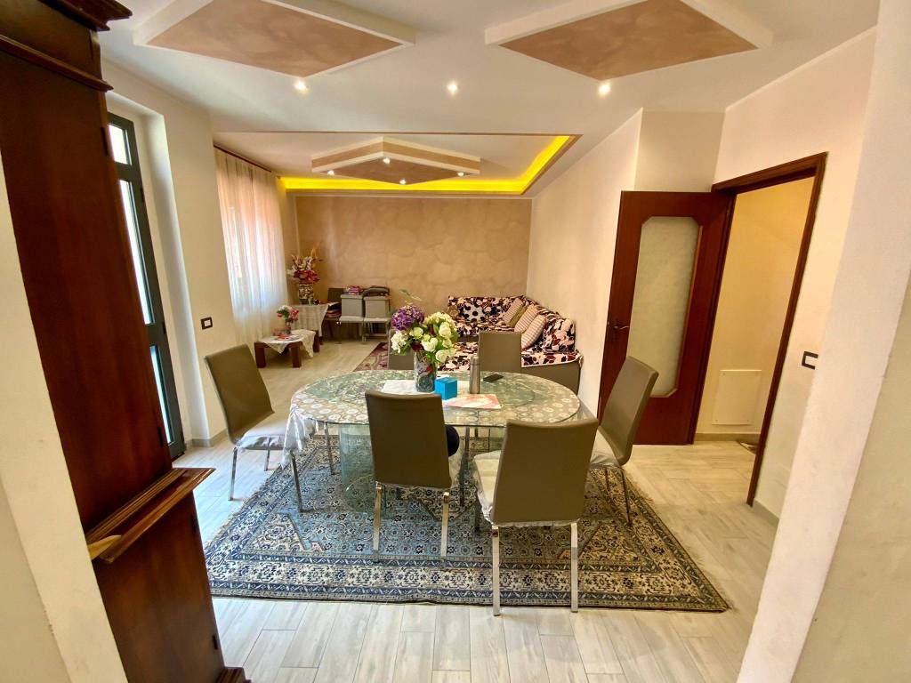 casa indipendente in vendita a Piacenza in zona Farnesiana