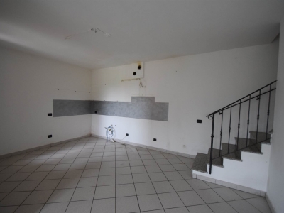 casa indipendente in vendita a Piacenza