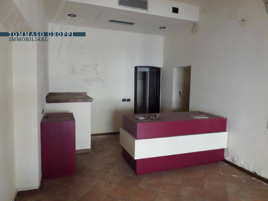 casa indipendente in vendita a Piacenza in zona Centro Storico