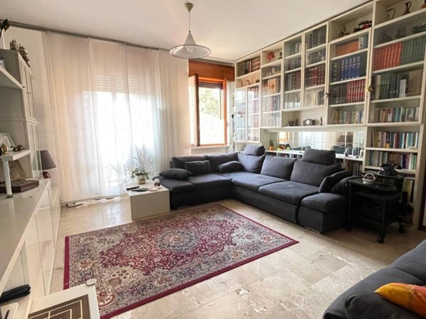 appartamento in vendita a Piacenza in zona Farnesiana