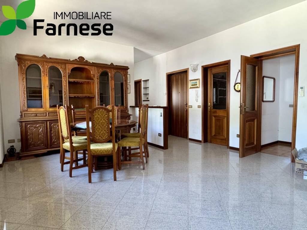 appartamento in vendita a Piacenza in zona Infrangibile