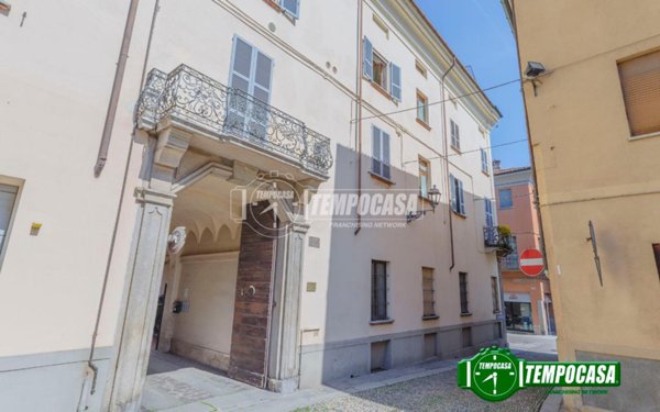 appartamento in vendita a Piacenza in zona Centro Storico