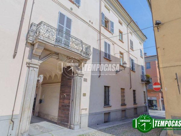 appartamento in vendita a Piacenza in zona Centro Storico