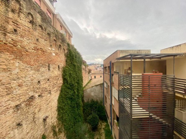 appartamento in vendita a Piacenza in zona Centro Storico