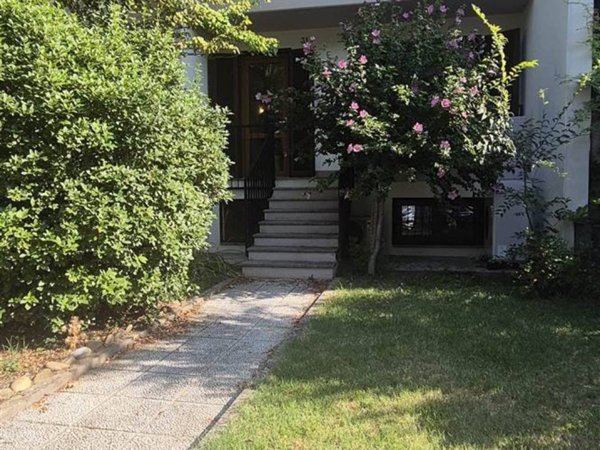 casa indipendente in vendita a Piacenza in zona Borgotrebbia