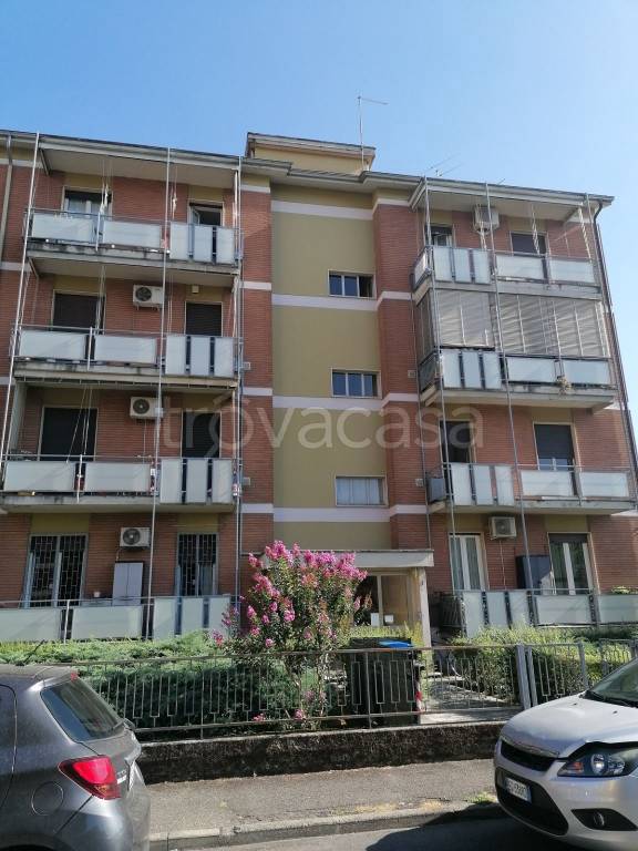 appartamento in vendita a Piacenza in zona Farnesiana