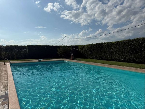 casa indipendente in vendita a Piacenza in zona La Verza