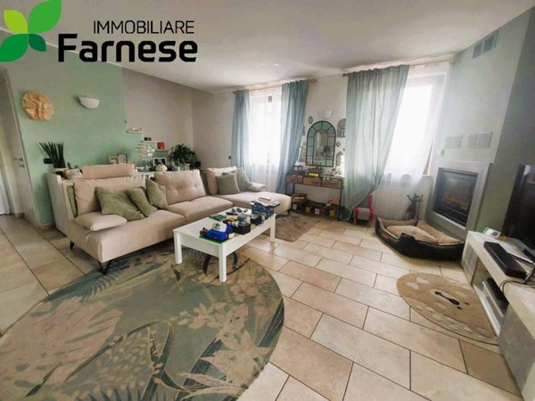 casa indipendente in vendita a Piacenza in zona La Verza