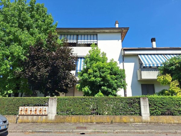 appartamento in vendita a Piacenza in zona Borgotrebbia