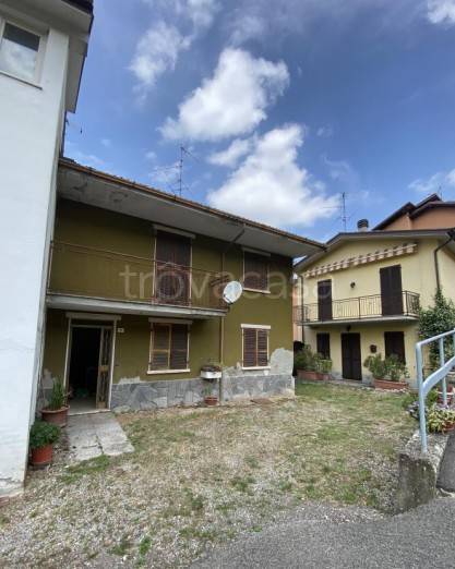 casa indipendente in vendita a Piacenza