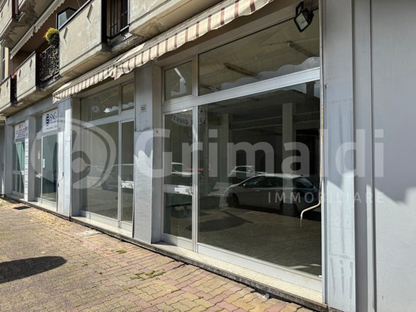 negozio in vendita a Piacenza