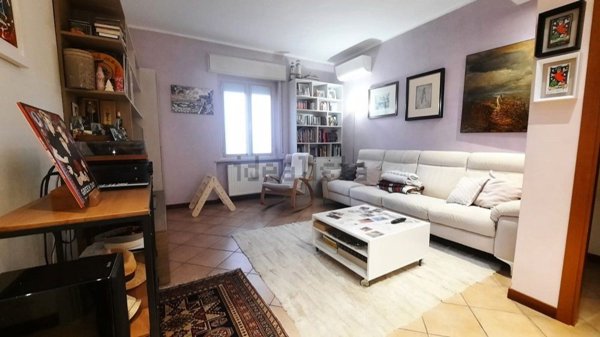 casa indipendente in vendita a Piacenza in zona Mucinasso