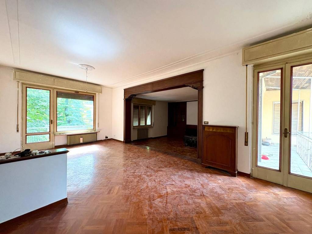 casa indipendente in vendita a Piacenza in zona Infrangibile