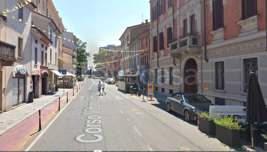 negozio in vendita a Piacenza