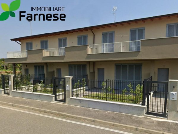 casa indipendente in vendita a Piacenza in zona Belvedere / Quartiere Duemila