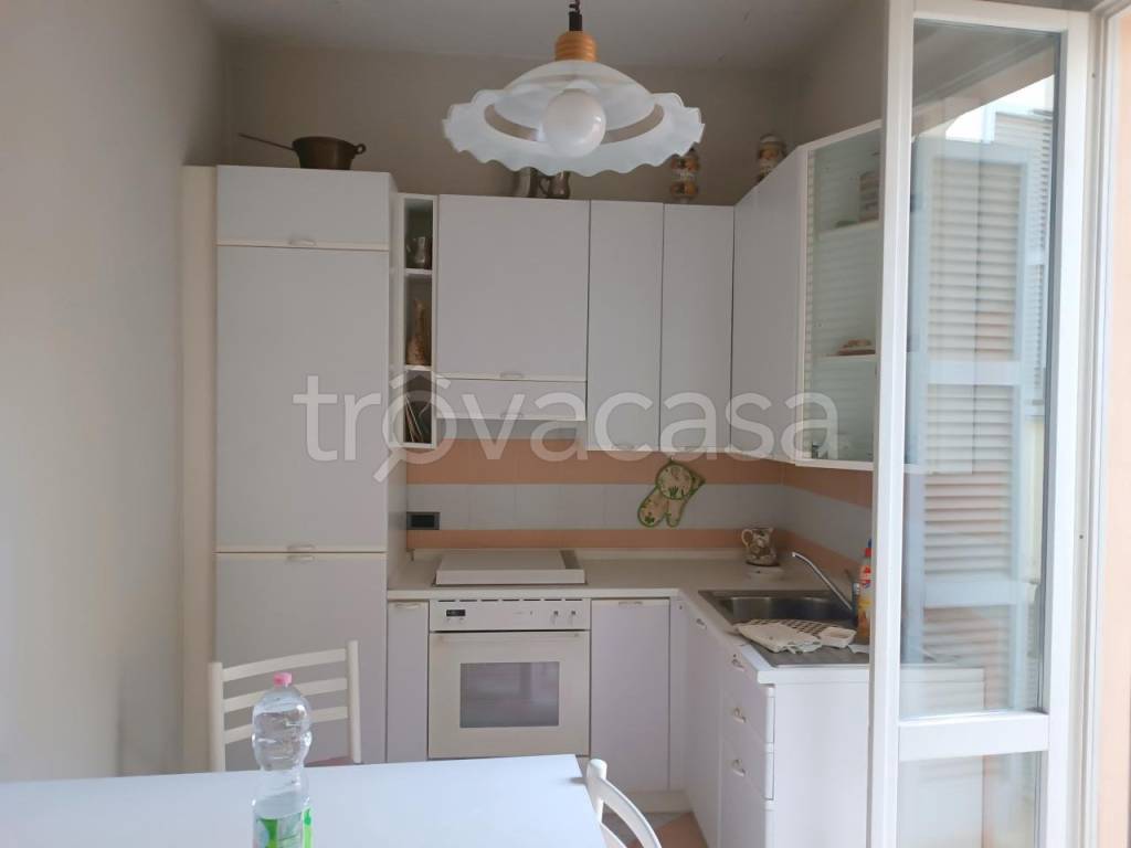 casa indipendente in vendita a Piacenza in zona Centro Storico