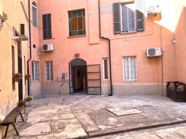 appartamento in vendita a Piacenza in zona Centro Storico