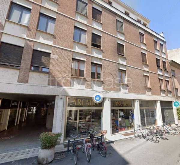 appartamento in vendita a Piacenza in zona Centro Storico
