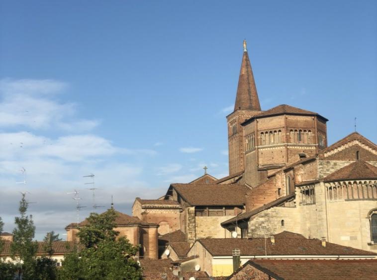 negozio in vendita a Piacenza in zona Centro Storico