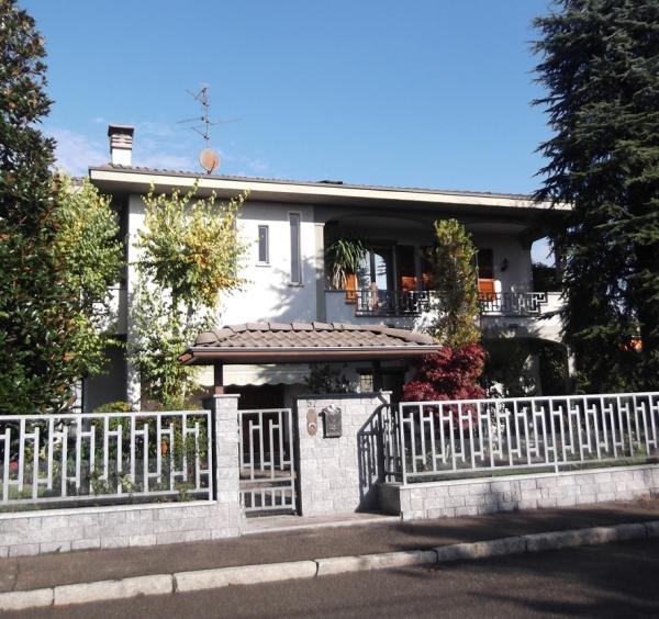 negozio in vendita a Piacenza in zona Centro Storico