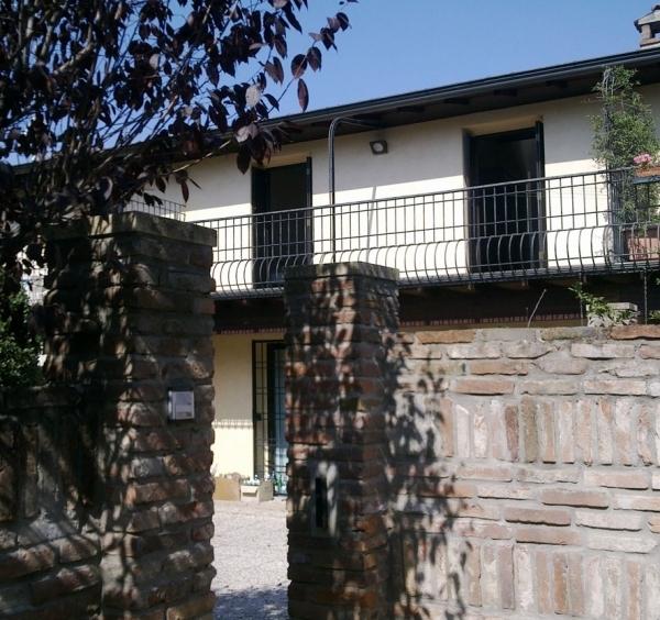 casa indipendente in vendita a Piacenza in zona Centro Storico