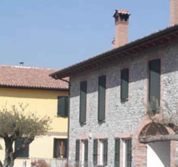 negozio in vendita a Piacenza in zona Centro Storico