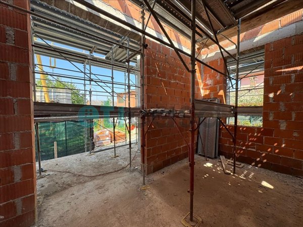 casa indipendente in vendita a Piacenza in zona San Bonico