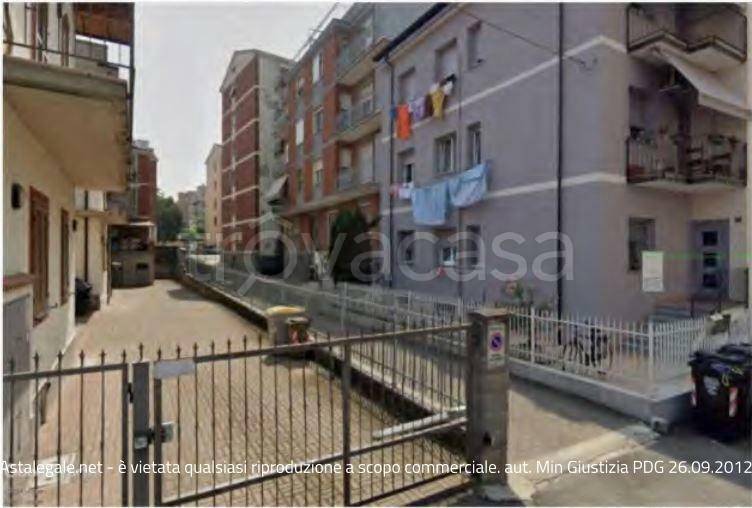 appartamento in vendita a Piacenza in zona Quarto