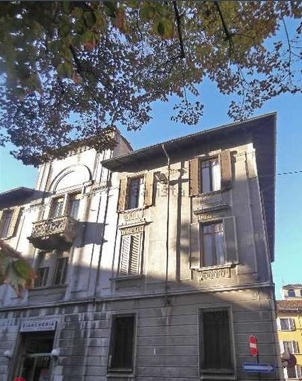 appartamento in vendita a Piacenza in zona Centro Storico