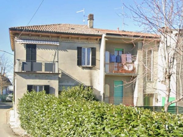 casa semindipendente in vendita a Piacenza in zona Montale