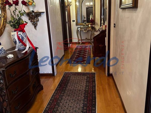 appartamento in vendita a Piacenza in zona Infrangibile