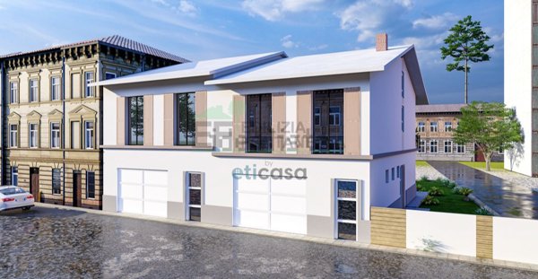 casa indipendente in vendita a Piacenza