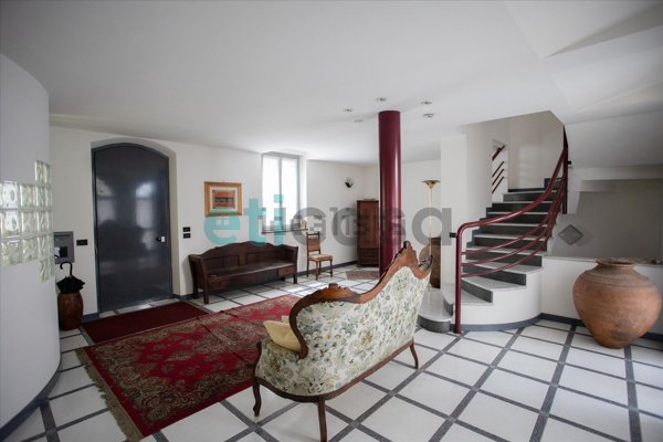 casa indipendente in vendita a Piacenza in zona Centro Storico