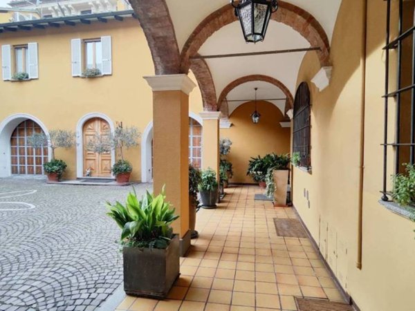 appartamento in vendita a Piacenza in zona Centro Storico