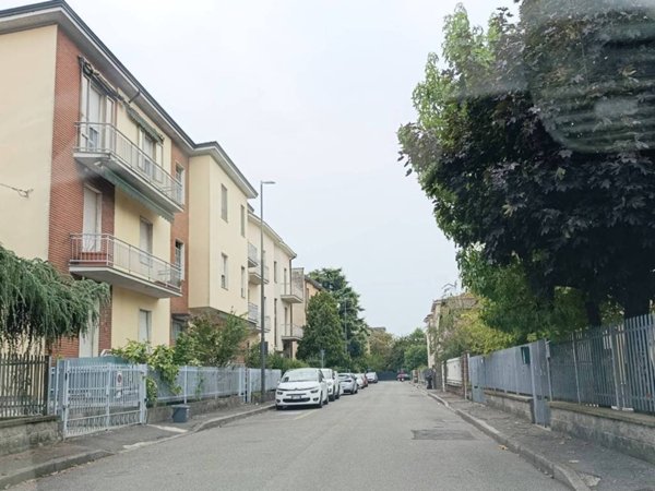 appartamento in vendita a Piacenza in zona Belvedere / Quartiere Duemila