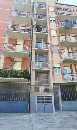 casa indipendente in vendita a Piacenza
