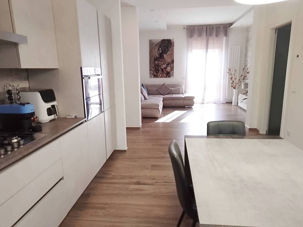 appartamento in vendita a Piacenza in zona Belvedere / Quartiere Duemila