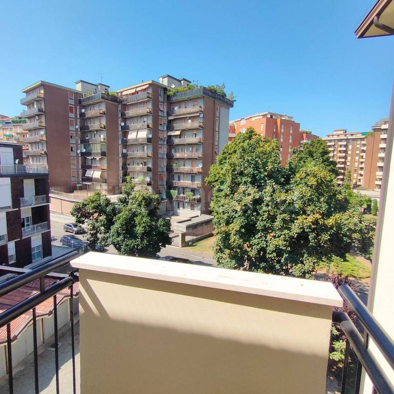 appartamento in vendita a Piacenza in zona Barriera Genova