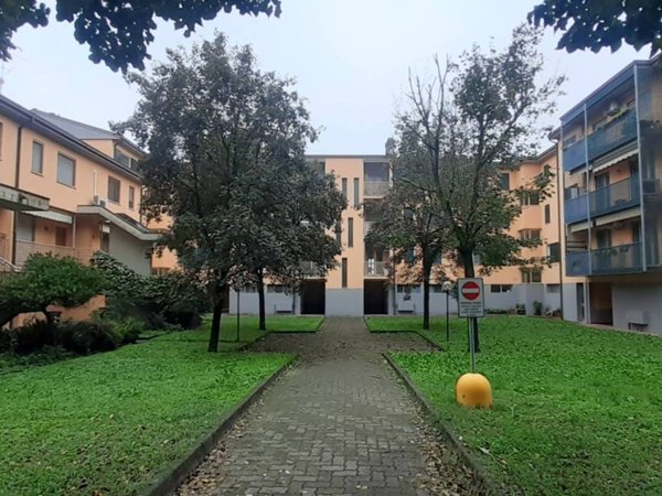 casa indipendente in vendita a Piacenza in zona Veggioletta