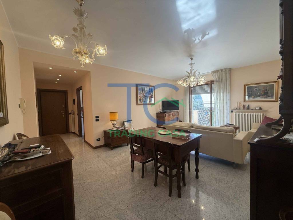 appartamento in vendita a Piacenza in zona Barriera Genova