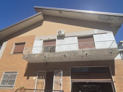 casa indipendente in vendita a Piacenza in zona Belvedere / Quartiere Duemila