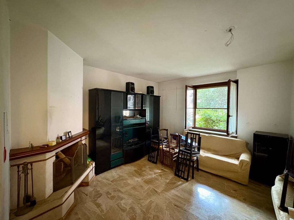 casa indipendente in vendita a Piacenza in zona Caorsana