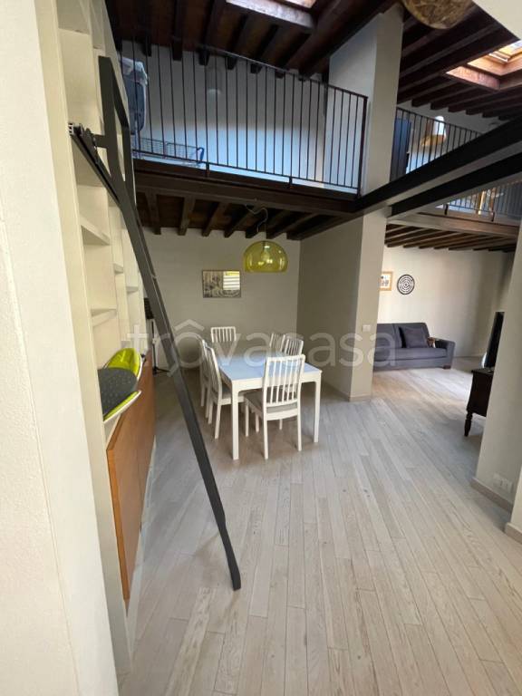 casa indipendente in vendita a Piacenza