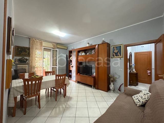 appartamento in vendita a Piacenza in zona Barriera Genova