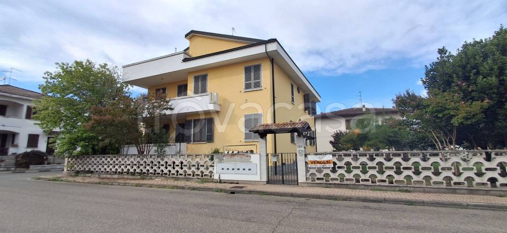 appartamento in vendita a Piacenza in zona Mucinasso