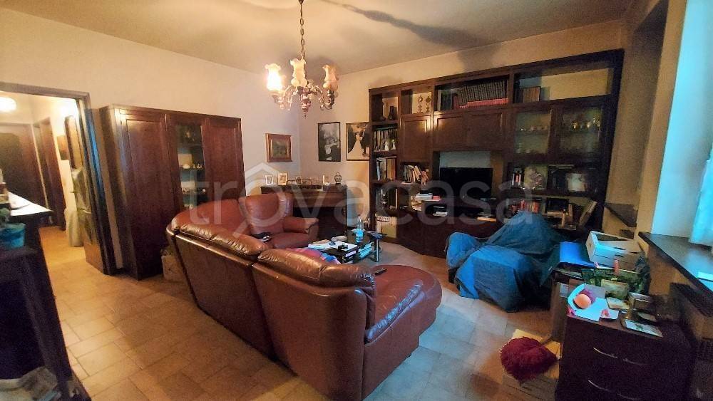 casa indipendente in vendita a Piacenza