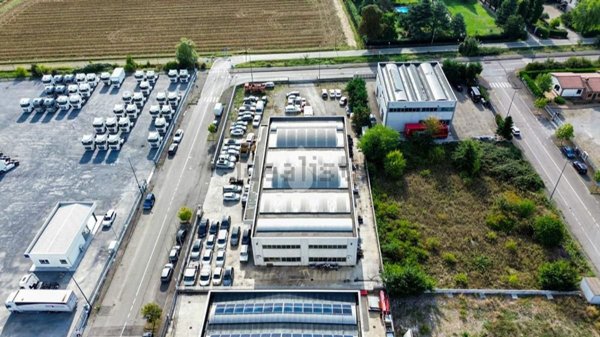 terreno edificabile in vendita a Piacenza in zona Montale