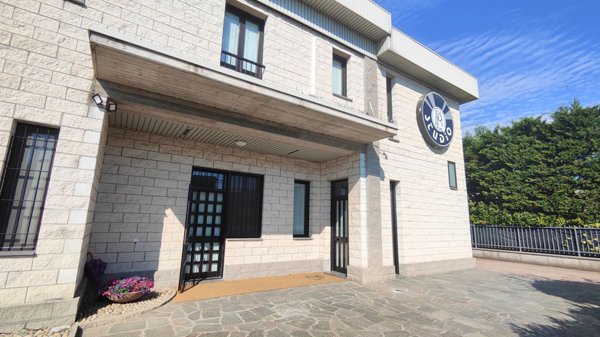 ufficio in vendita a Piacenza
