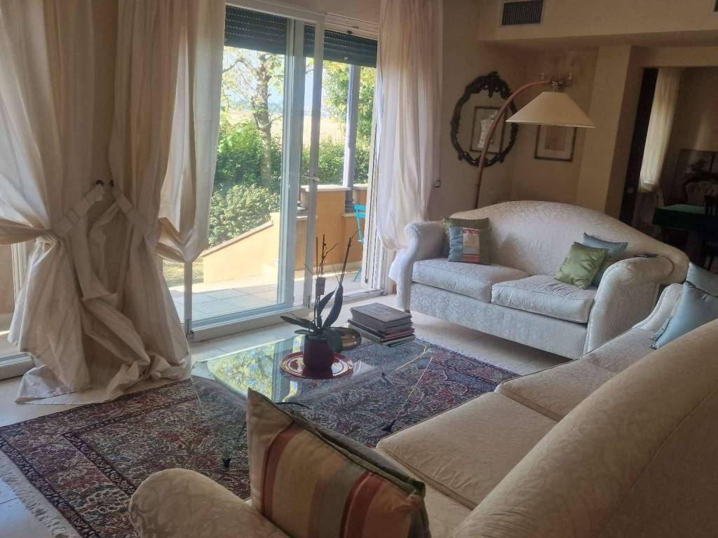 casa indipendente in vendita a Piacenza in zona Besurica